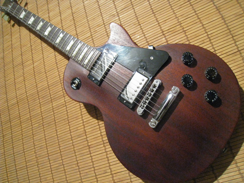 les paul studio faded brown