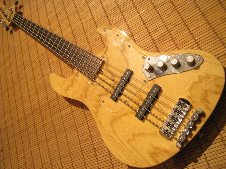 BACCHUS Standard Ash-5 Handmade Japan Jazz bass