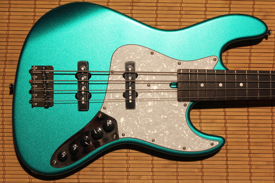 BACCHUS Woodline WL-001AC MGR Jazz Bass Global Series 2013