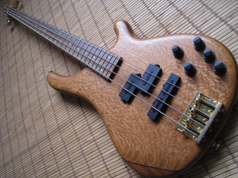 TUNE TBC-4 Bass Maniac Custom Exotic Japan